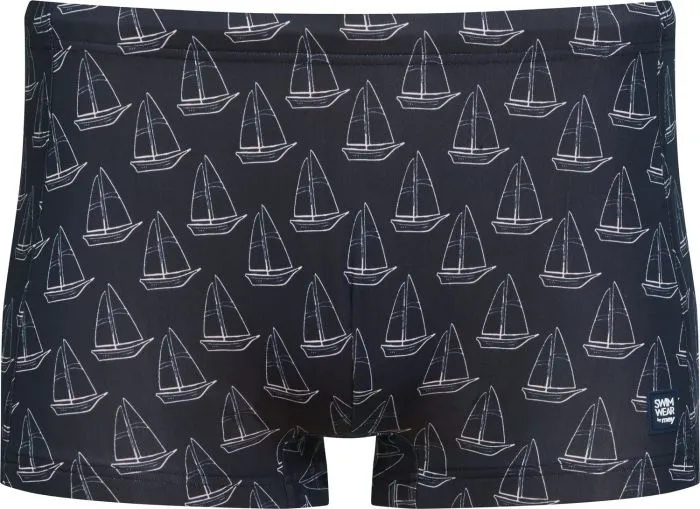 Hzemshort aansluitend bootje