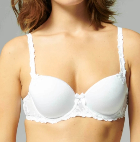 Simone Pérèle, Spacerbh, Andorra, wit