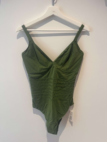 DnuD, badpak Hobby, kaki