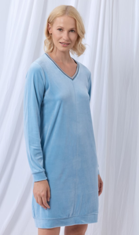 LordsxLilies, Kleed velours, ijsblauw