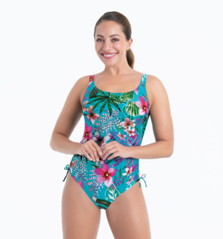 Anita, prothesebadpak, Tavira, capri