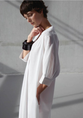 Pluto, kleedje, Riana, wit