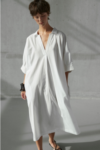 Pluto, kleedje, Riana, wit