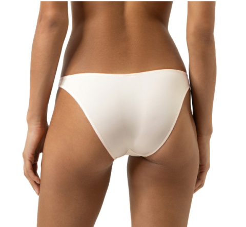 Mey, slip, almond milk