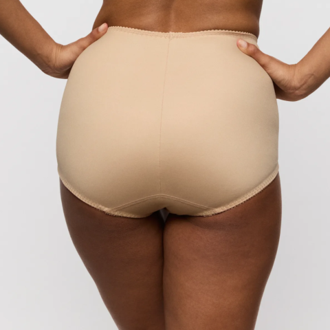 Prima Donna, Salerno, Corrigerende slip