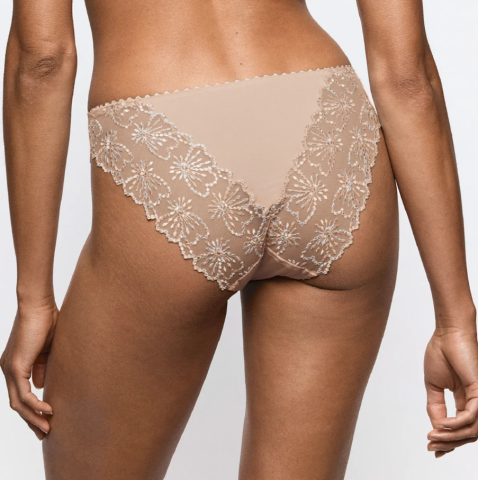 Mario Jo, italian slip Jane, zand