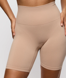 Prima Donna, Short, Huda, café au lait